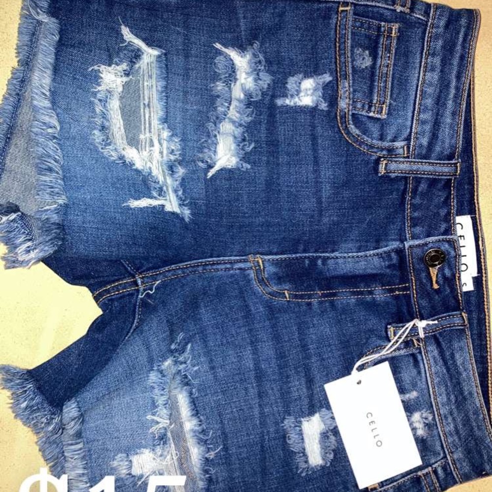 Shorts - Picture 2 of 2